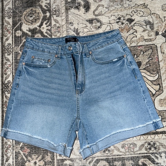 Vici Pants - VICI Denim shorts